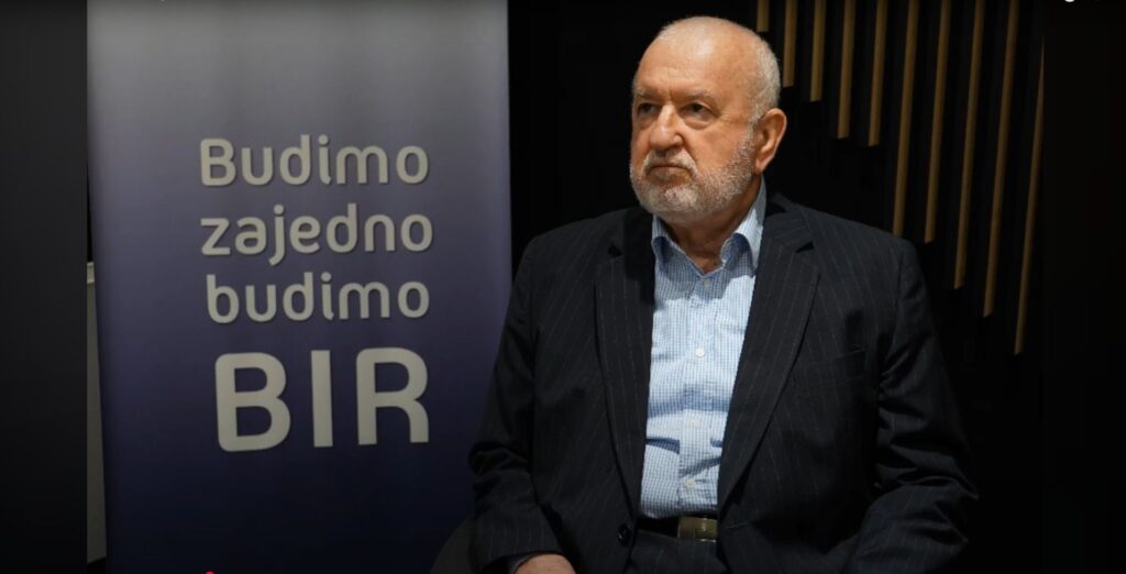 Iza imena – Mustafa Cerić, reis u nemirovini